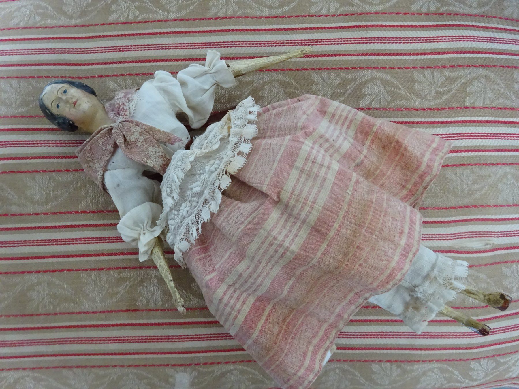 Sculture & Statue: Biedermeier / Haushälterin mit Vorratsschlüssel – Usato da Oetwil am See venduto da Golfsud 1