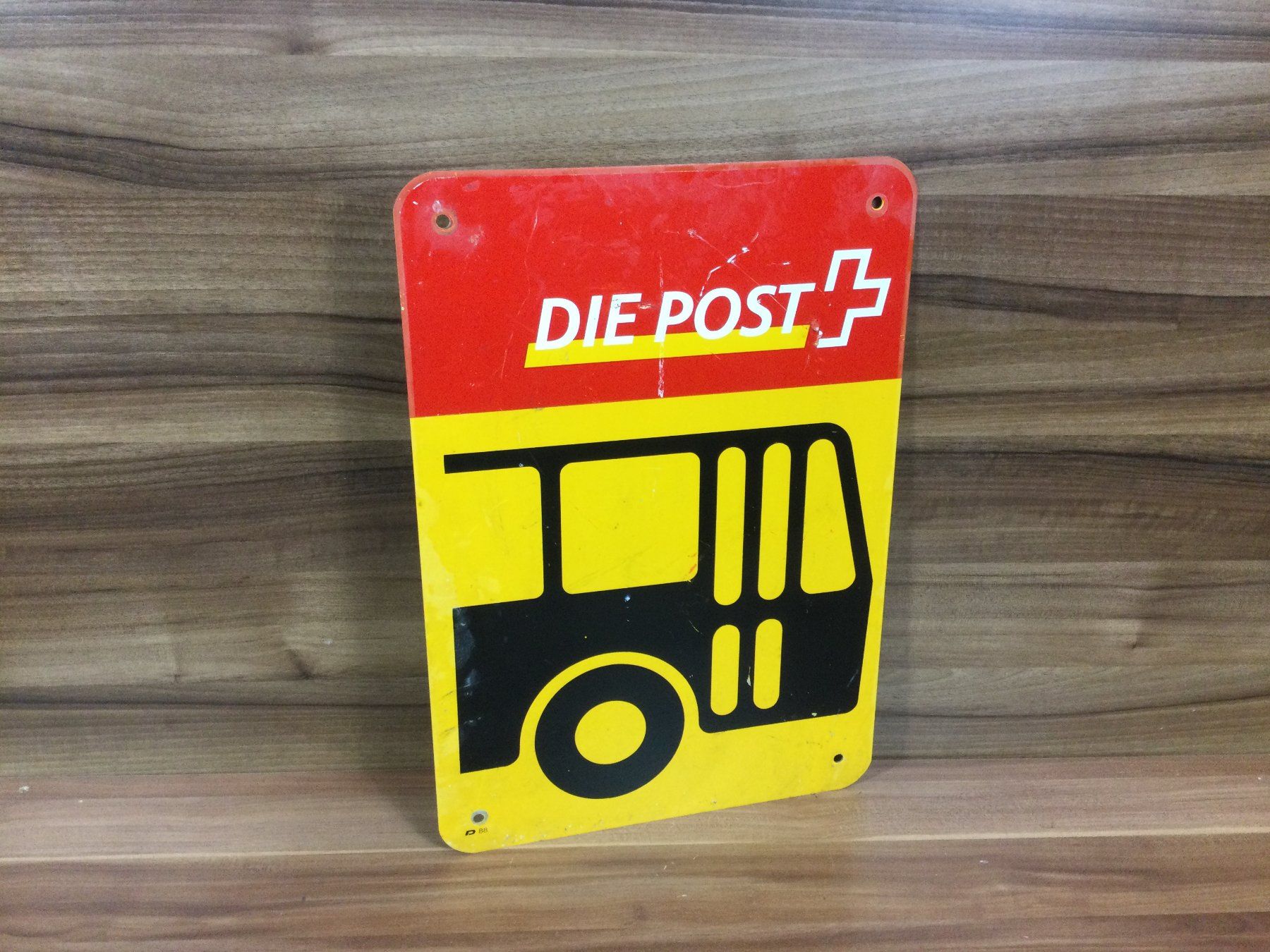 Insegne: Gebrauchtes altes Haltestelle Postauto Schild – Usato da Wangen SZ venduto da kuriosum12 2