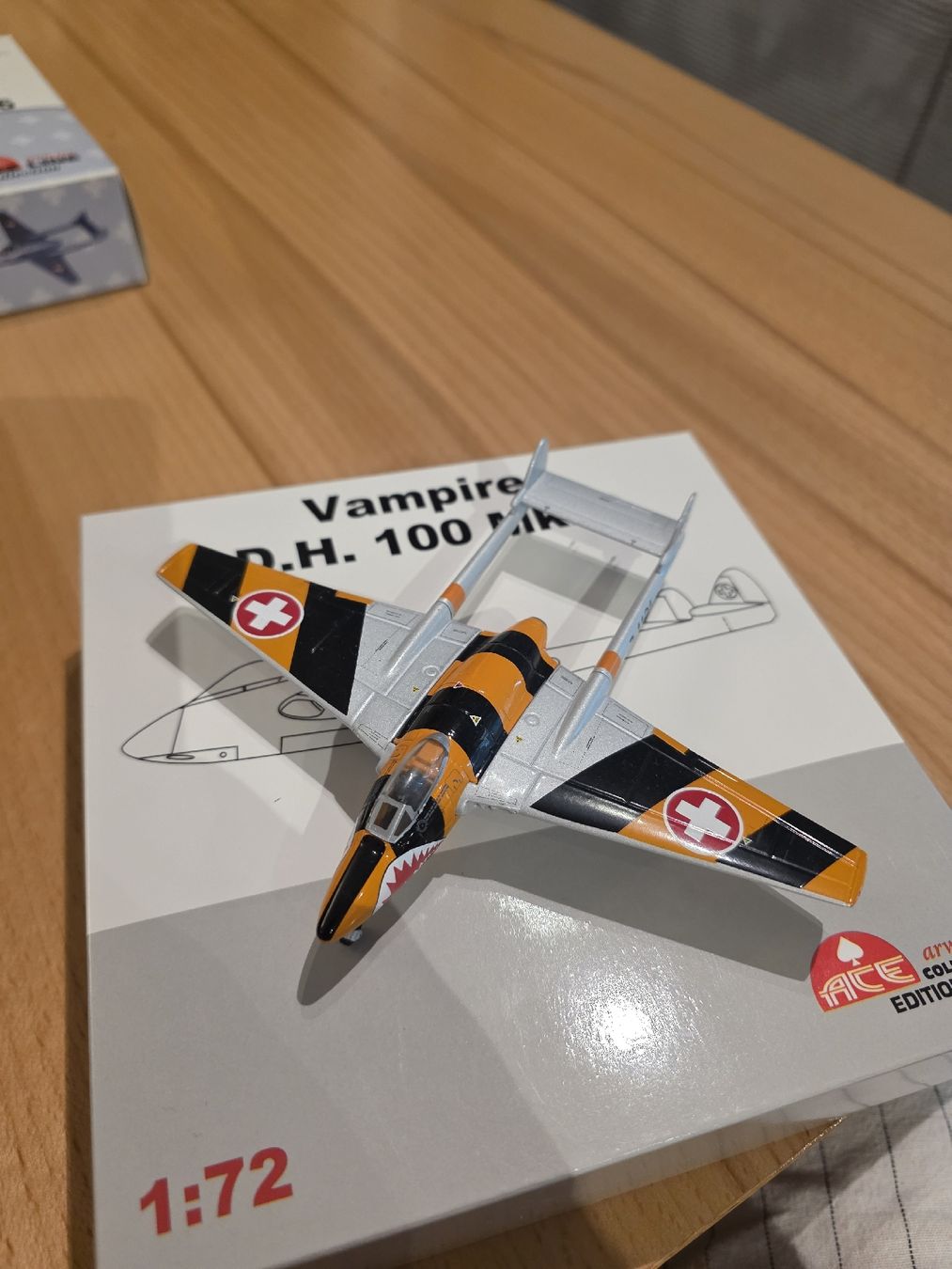 Kit di modellismo & Modellini statici: Vampire j-1101 1/72 ace – Nuovo e nell'imballaggio originale da Lentigny venduto da kev_j2xf