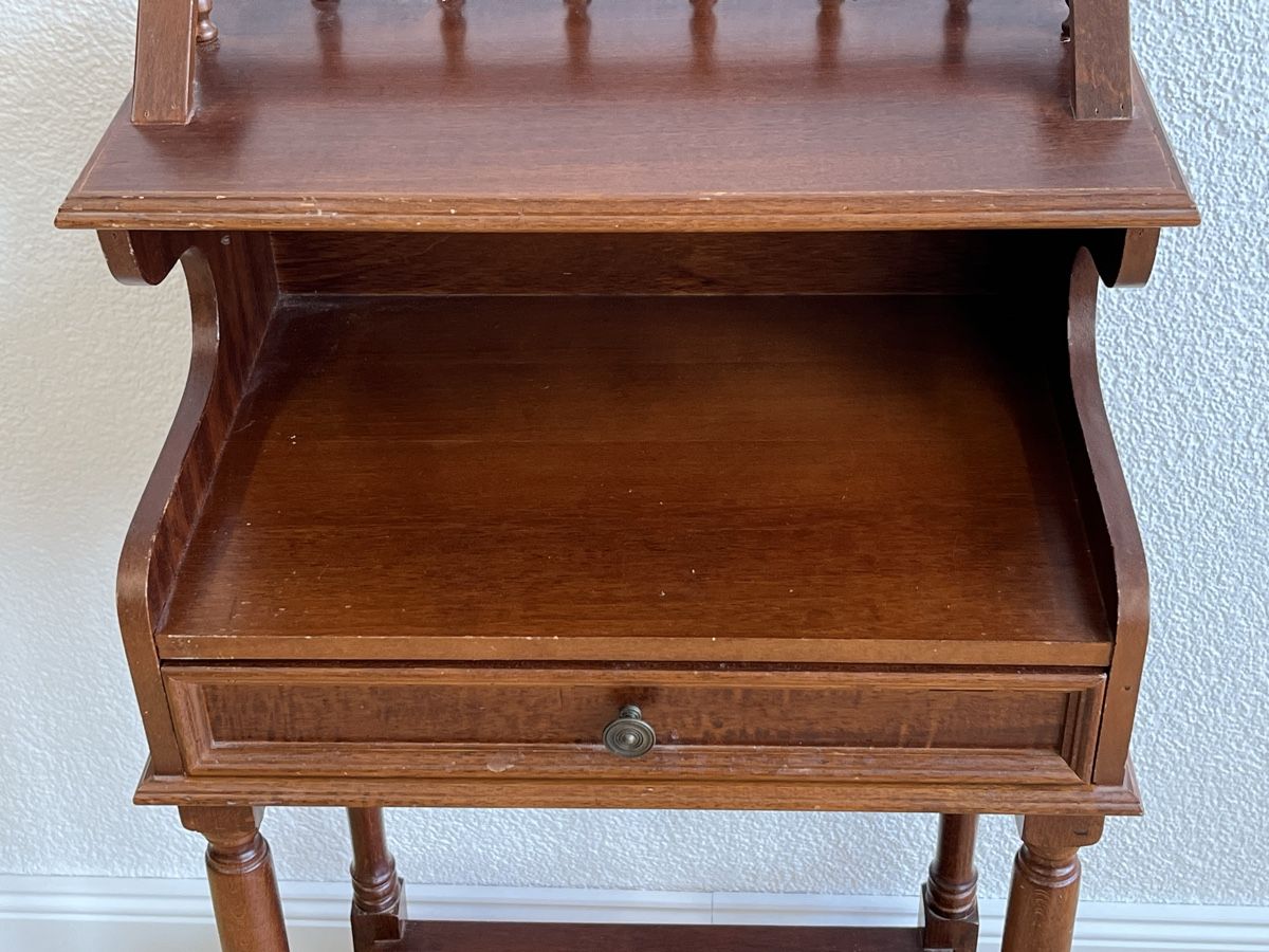 Tische: Vintage Telefontischli aus Holz – Gebraucht aus Horgen von Grizzly83 6