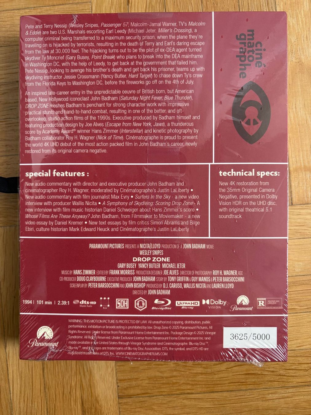 Tutti i DVDs: Drop Zone - Cinématographe - Mediabook - 4K UHD + Blu-ray – Usato da Zürich venduto da Malcom 3