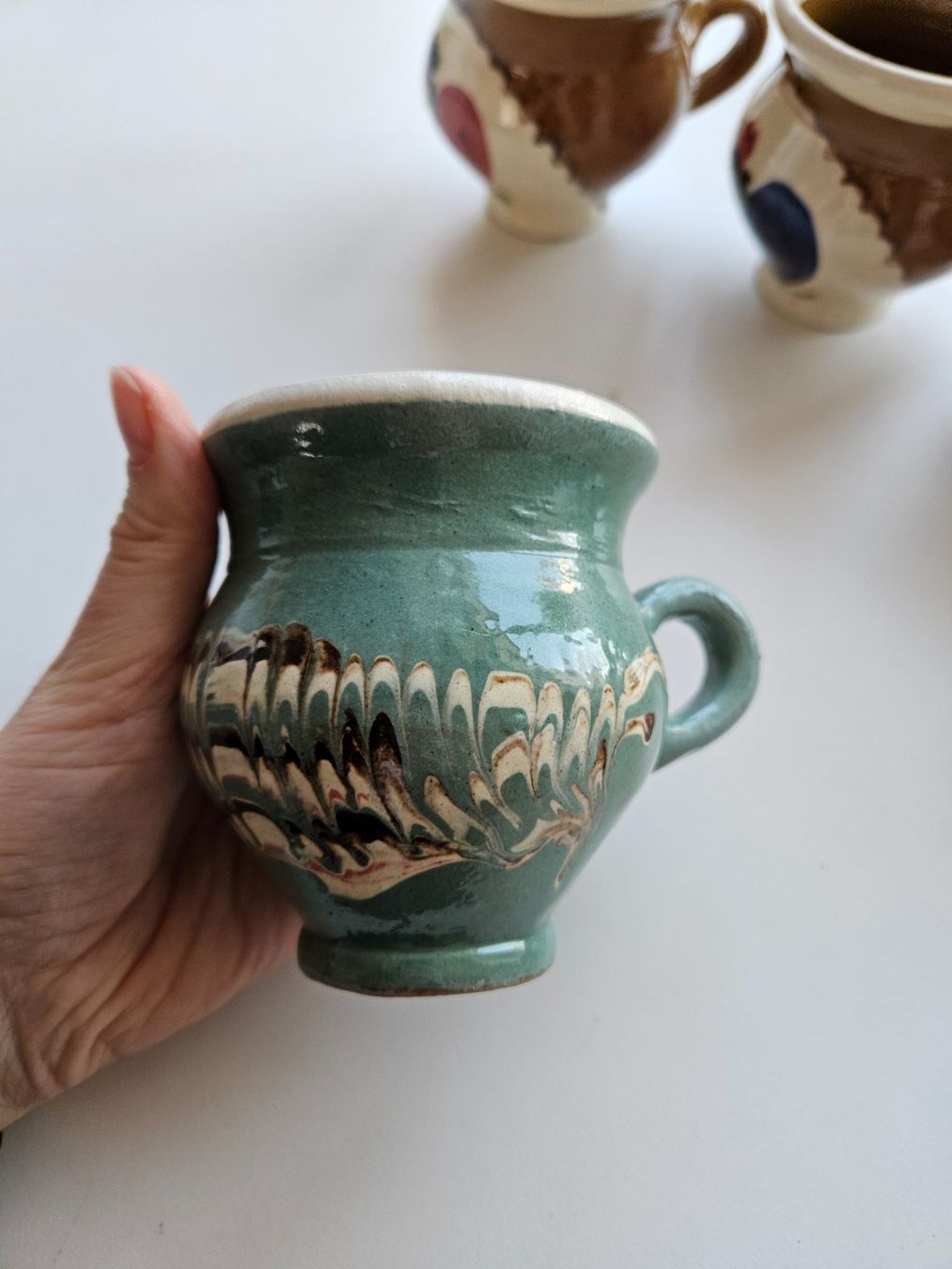 Tasses: 6 Tassen mit verschiedenem Muster – D'occasion à Schaffhausen par sabrina915 1