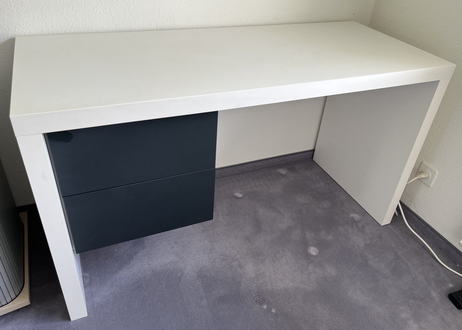 Scrivanie: Bürotisch mit Korpus – Usato da Mönchaltorf venduto da Rog_9by5 2