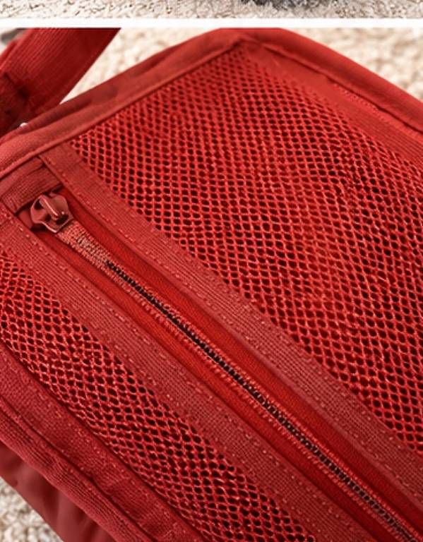 Borse: Sporttasche – Usato da Niederuzwil venduto da Lisascloset 2