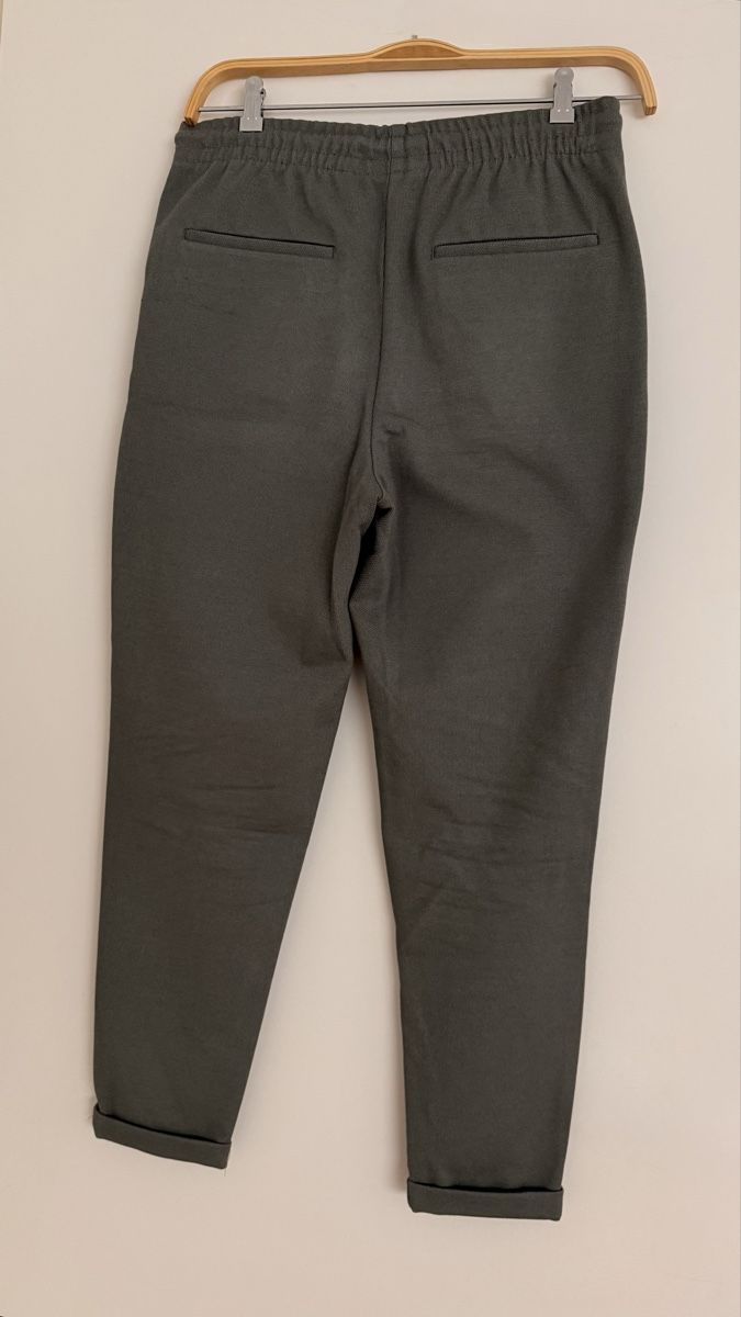 Zara Pantaloni: Jogginghose von Zara mit elastischem Bund, Größe M – Usato da Zollikerberg venduto da MK-13 2