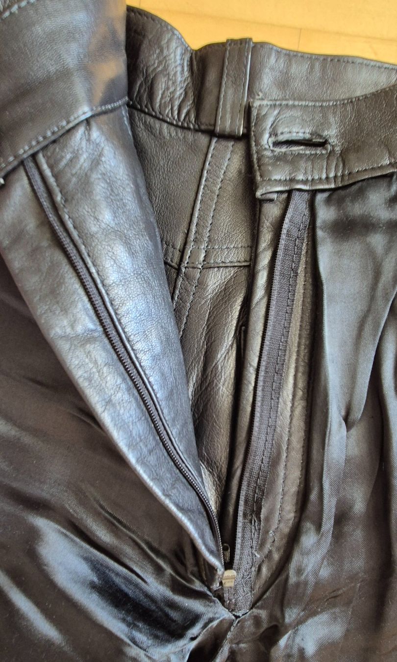 Pantalons: Short vintage en vrai cuir – D'occasion à Villars-sur-Glane par Verocac 9