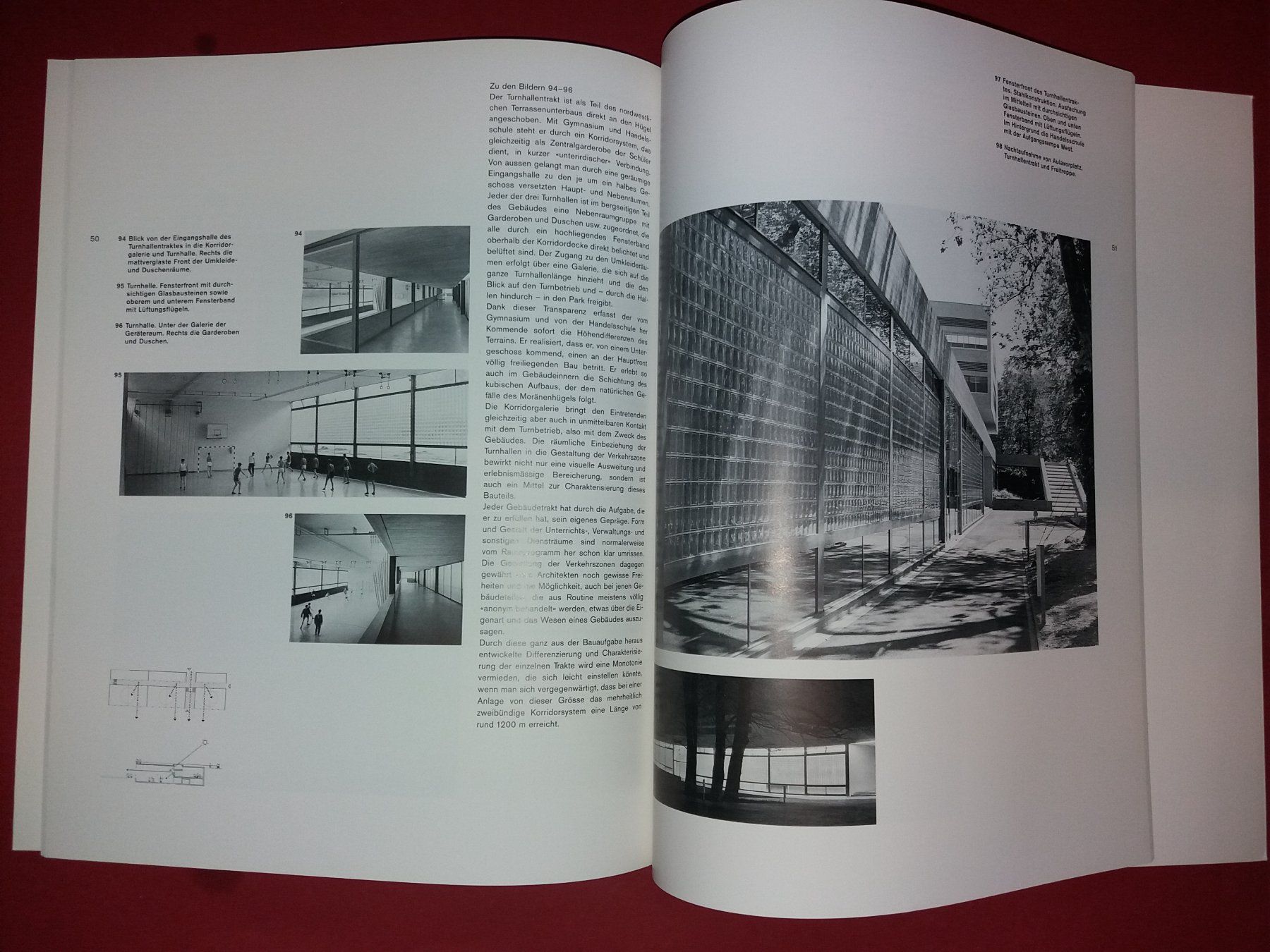 Libri: Freudenberg Jacques Schader Kantonsschule Zürich ARCHITEKTUR – Usato da Welschenrohr venduto da Regool 1