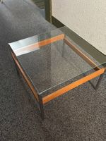 Mid-Century Couchtisch / Beistelltisch mit Glasplatte 