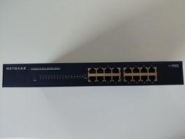 Switch NETGEAR Pro Safe - 16 Port - JF 5516
