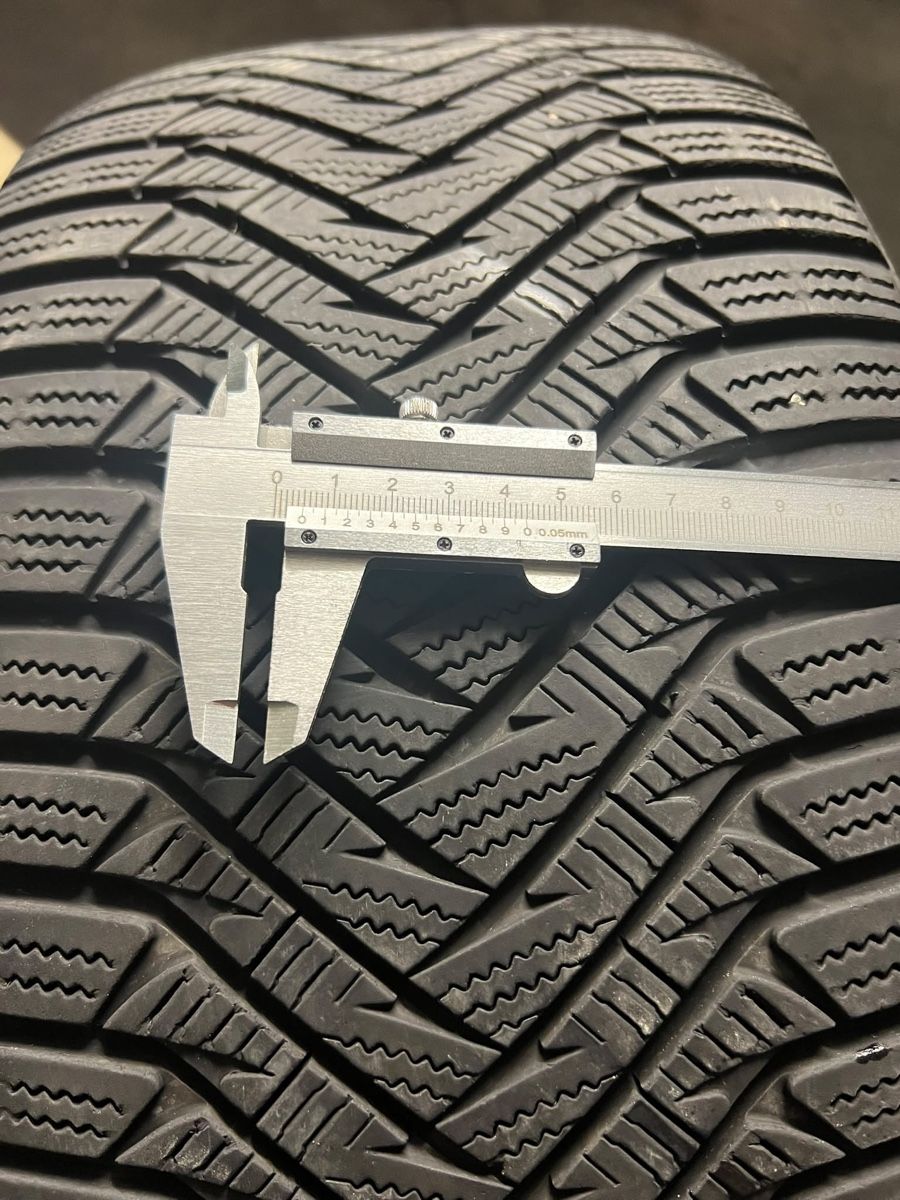 Altro in Scrittura & Disegno: Reifen 245/45R17 – Usato da Rorschacherberg venduto da pol_2pw7 6