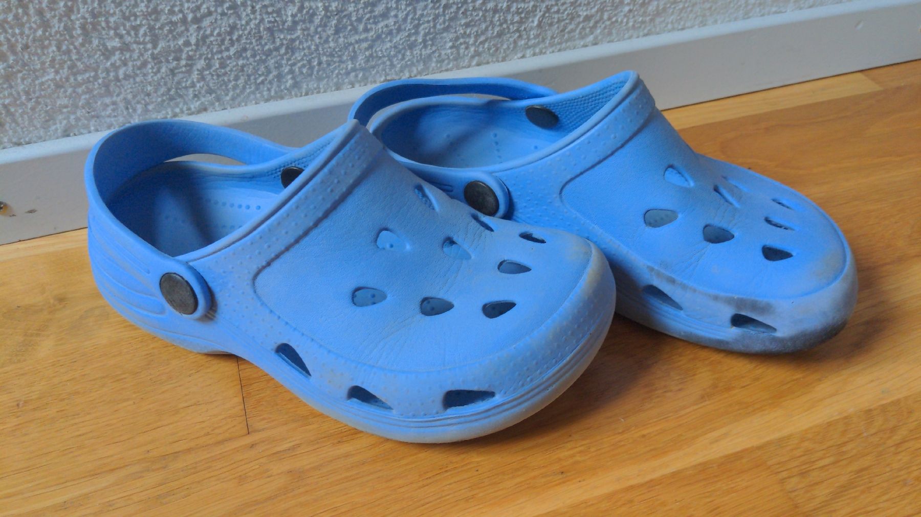 Scarpe per ragazzi: 3 Paar Kinderschuhe Gr.31 – Usato da Sutz venduto da Rawypp 1