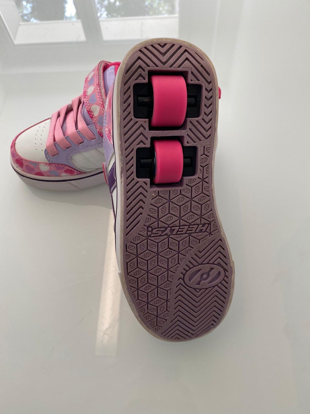 Pattini in linea & Pattini a rotelle: Rollschuh Heelys mit LED Licht Grösse 35 – Usato da Adliswil venduto da khi_wy76 3