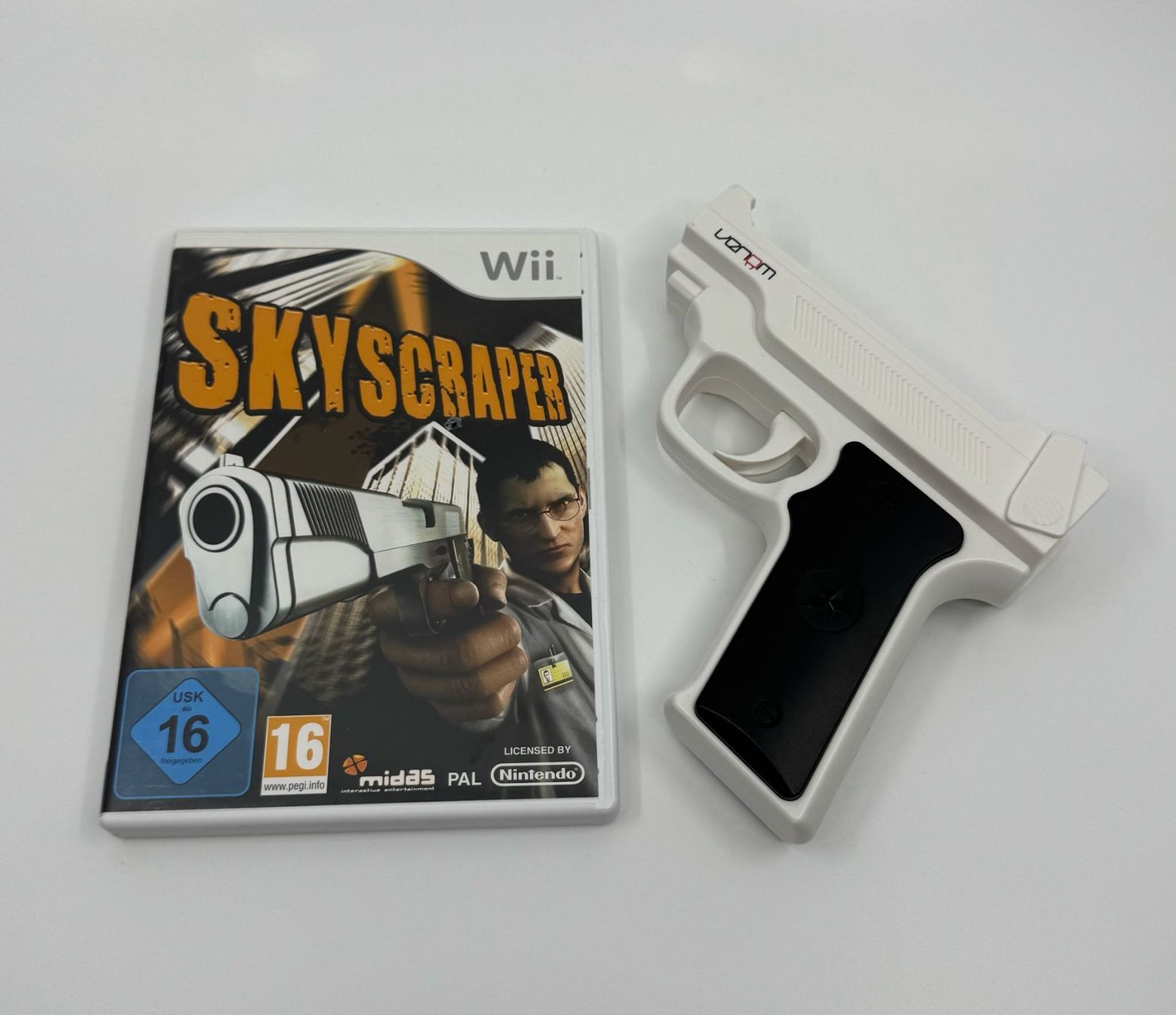 Giochi: Skyscraper mit Wii Gun (Wii) – Usato da Herisau venduto da Seyashop1