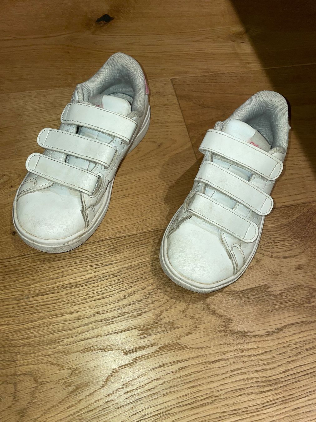 Adidas Scarpe per ragazze: Adidas Kinder Schuhe – Usato da Fislisbach venduto da arse