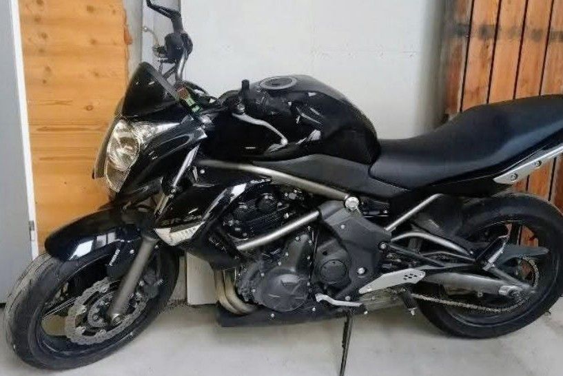 Strada: Kawasaki ER6n – Usato da Schüpfen venduto da Laudida1