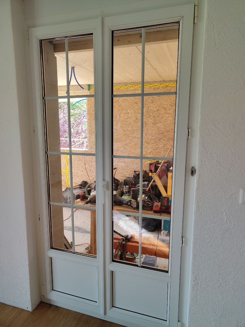 Fenêtres: Fenster – D'occasion à Reichenburg par emergencyexitonly