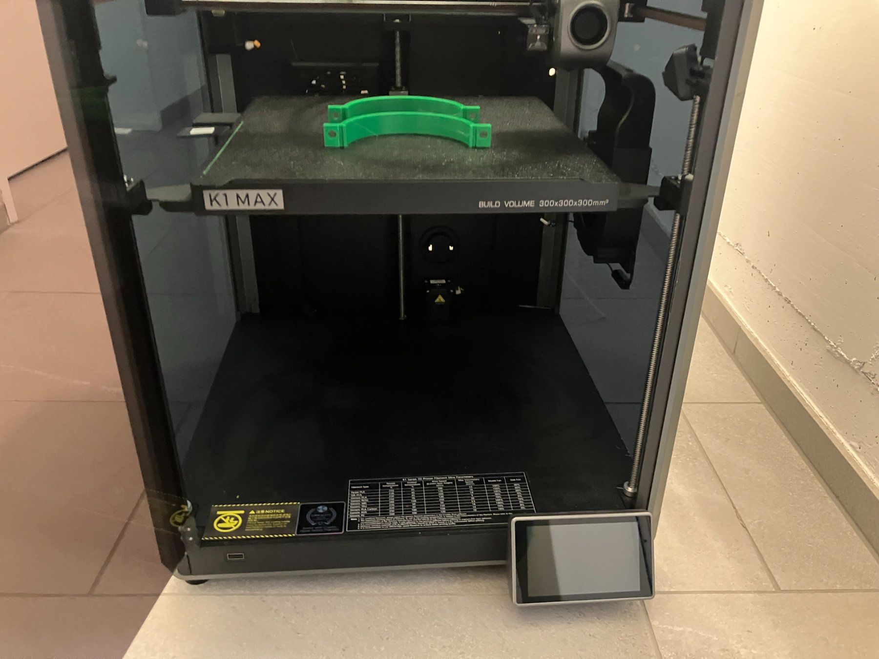 Creality Stampanti 3D: Creality K1 Max – Usato da Niederhelfenschwil venduto da RTSG 2