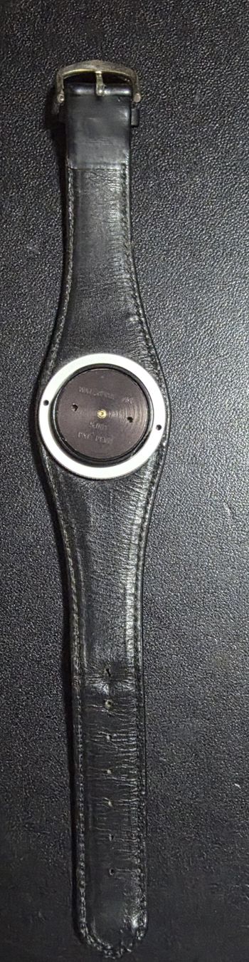 Orologi: Montre Kobold, cuir noir, cadran noir. – Difettoso da La Chaux-de-Fonds venduto da mem_l6xm 2