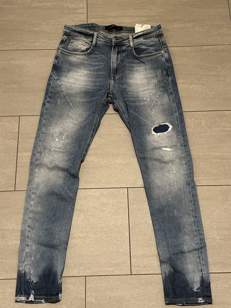 Zara Jeans: Jeans Zara – Nuovo (secondo la descrizione) da Tenero venduto da Seve_Blaser
