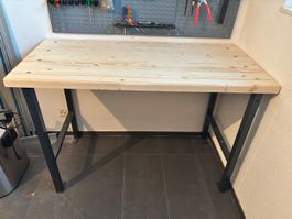 Werkbank Holz/Metall (130x60x88cm)