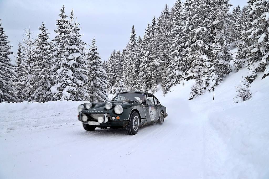 Autos: Triumph GT6 MK2 und Spitfire MK2 – Gebraucht aus Luzern von fd2_68gn