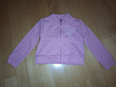 neuwertige Jacke von GUESS in Gr. 92