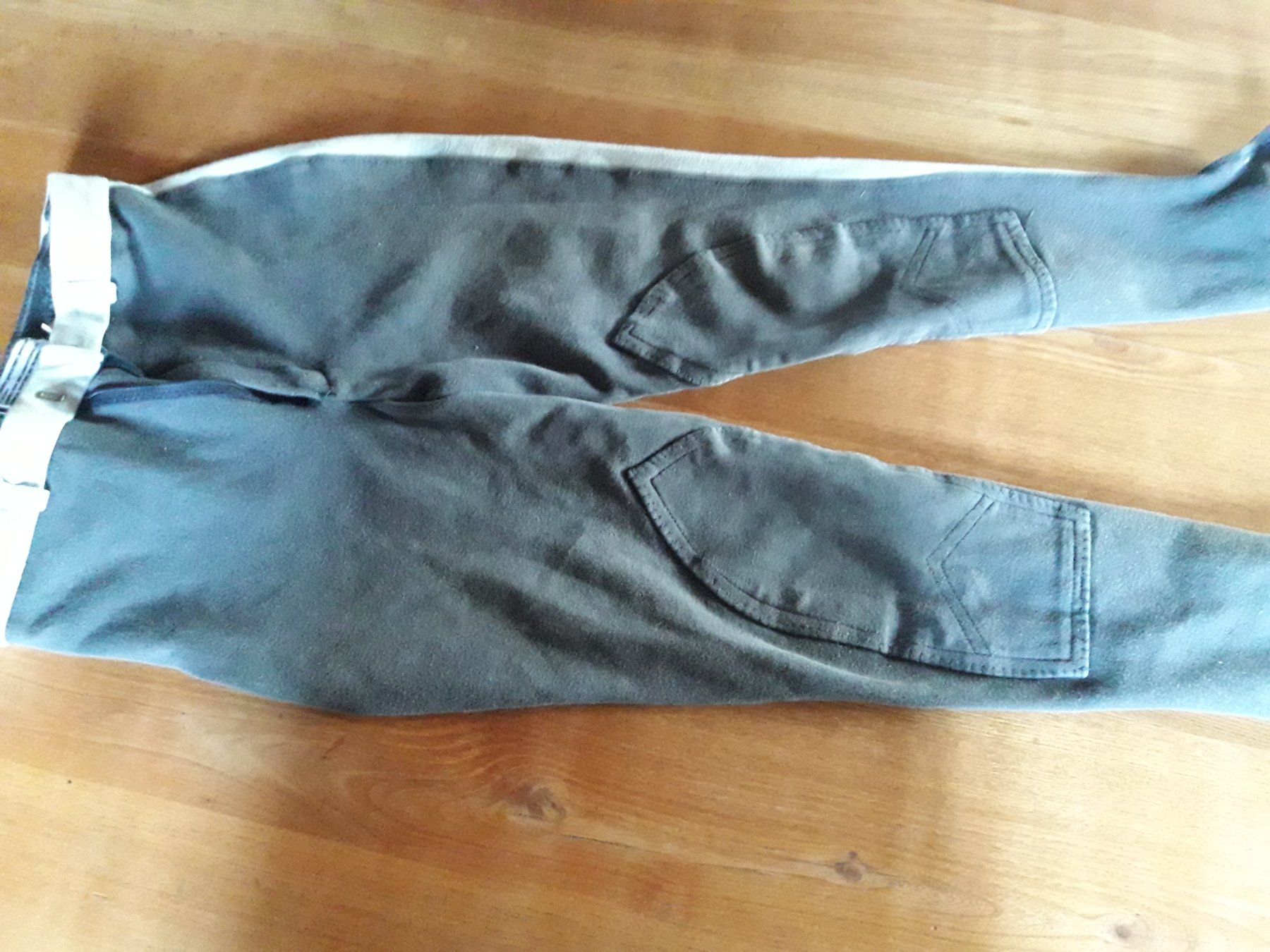 Hosen: Pantalon d'équitation 10-12ans – Gebraucht aus Courrendlin von tititchoun 1