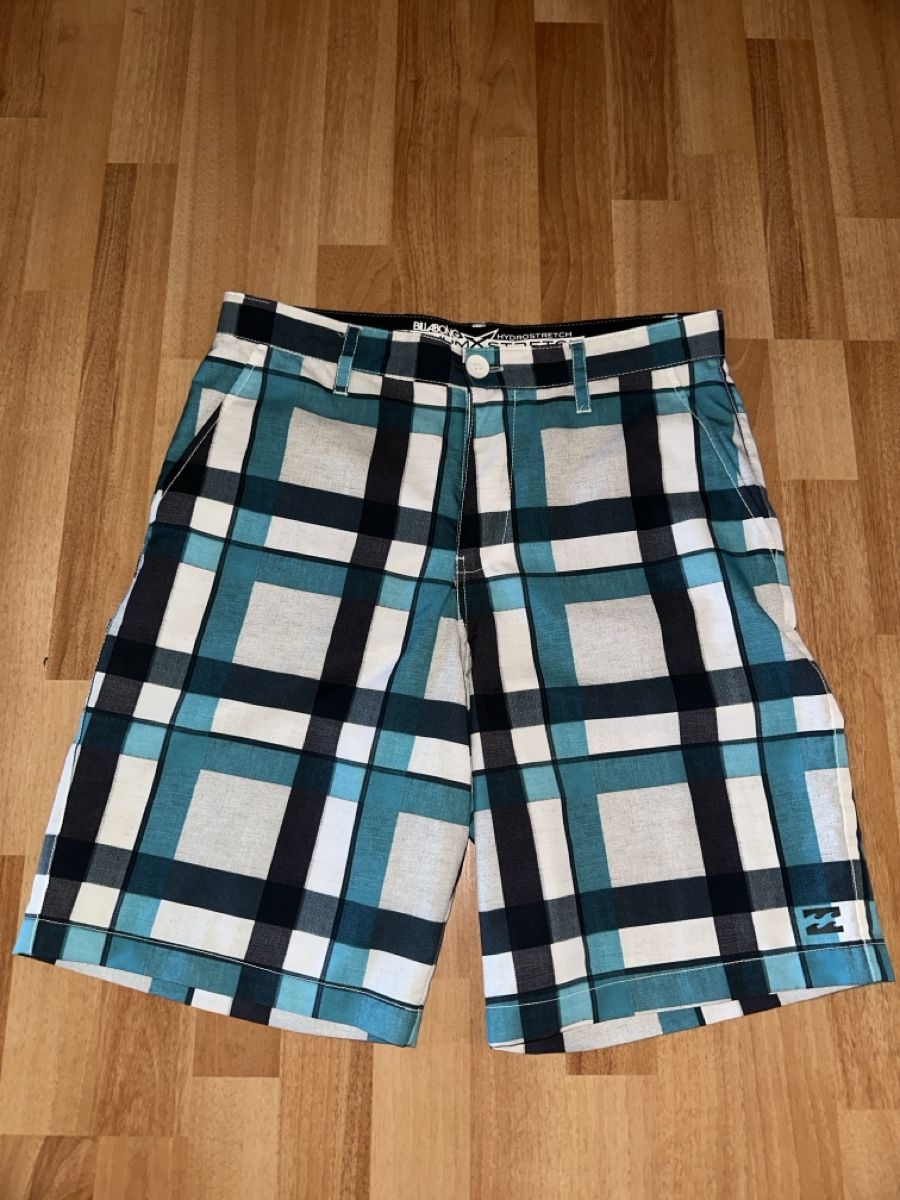 Billabong Badehosen: Billabong Boardshorts Gr. 32 einf. Bundweite 42cm – Gebraucht aus Wald AR von Jakusi95