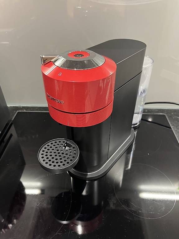 Macchine per caffè & Macchine per espresso: Nespresso Vertuo Next – Usato da Balgach venduto da RianaT 1