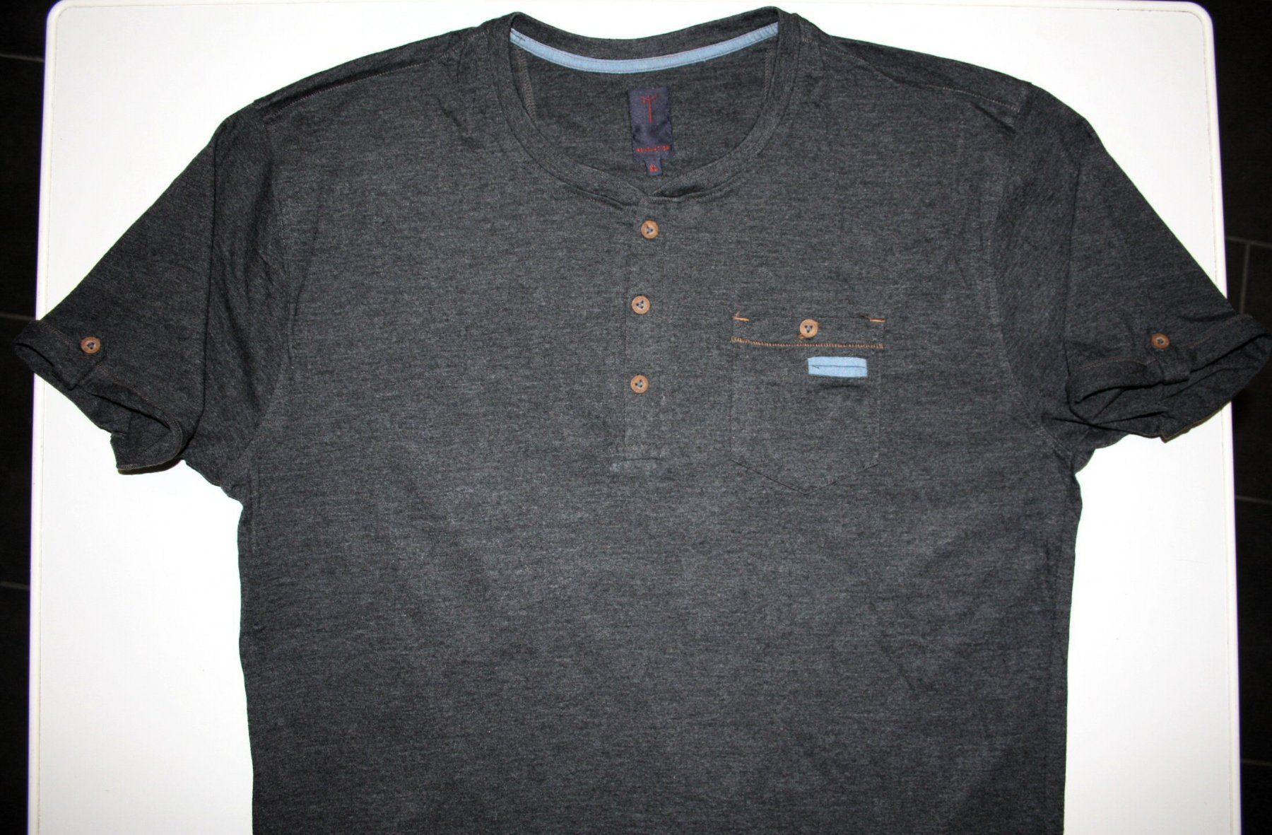 T-shirt: Revelation T-Shirt Gr. XL – Usato da Deitingen venduto da Johnny_Malibu 2