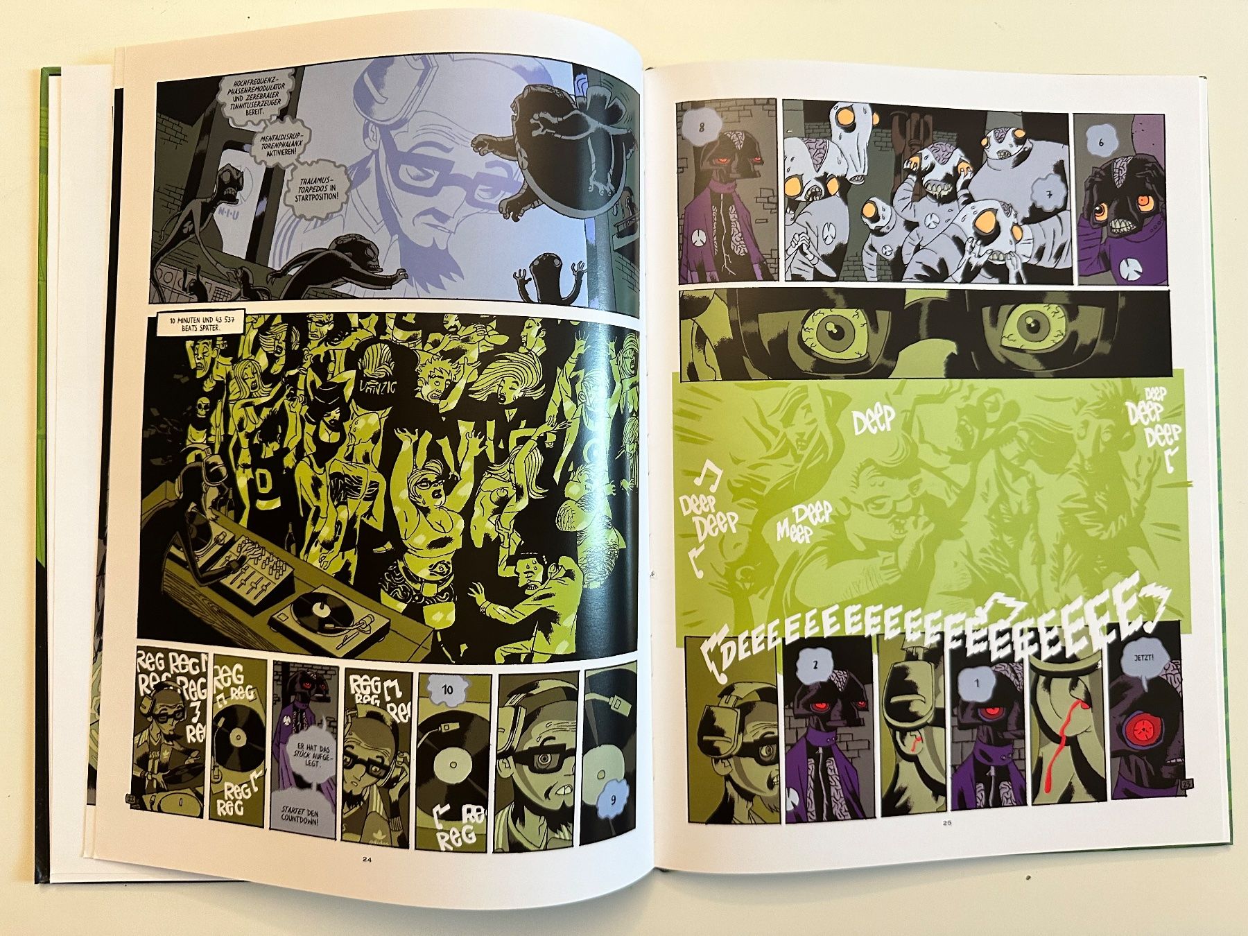 BD: HECTOR UMBRA BAND 1 - HARDCOVER – D'occasion à Münsingen par Ganjam 7