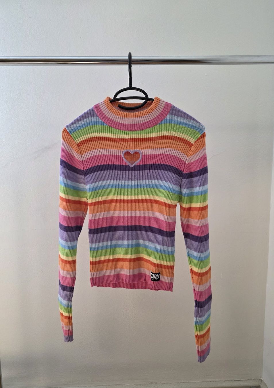 Pullover & Sweatshirts: Farbiger Pullover Minga London – Neu (gemäss Beschreibung) aus Rothenfluh von sel_j856