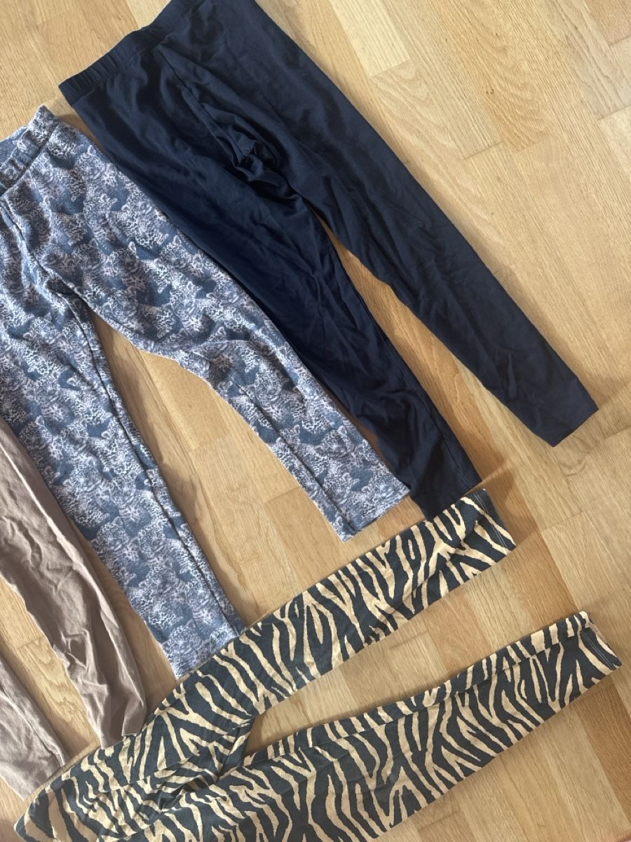 Calze & Collant: 4 Leggings 134 – Usato da Wädenswil venduto da dorodi 2
