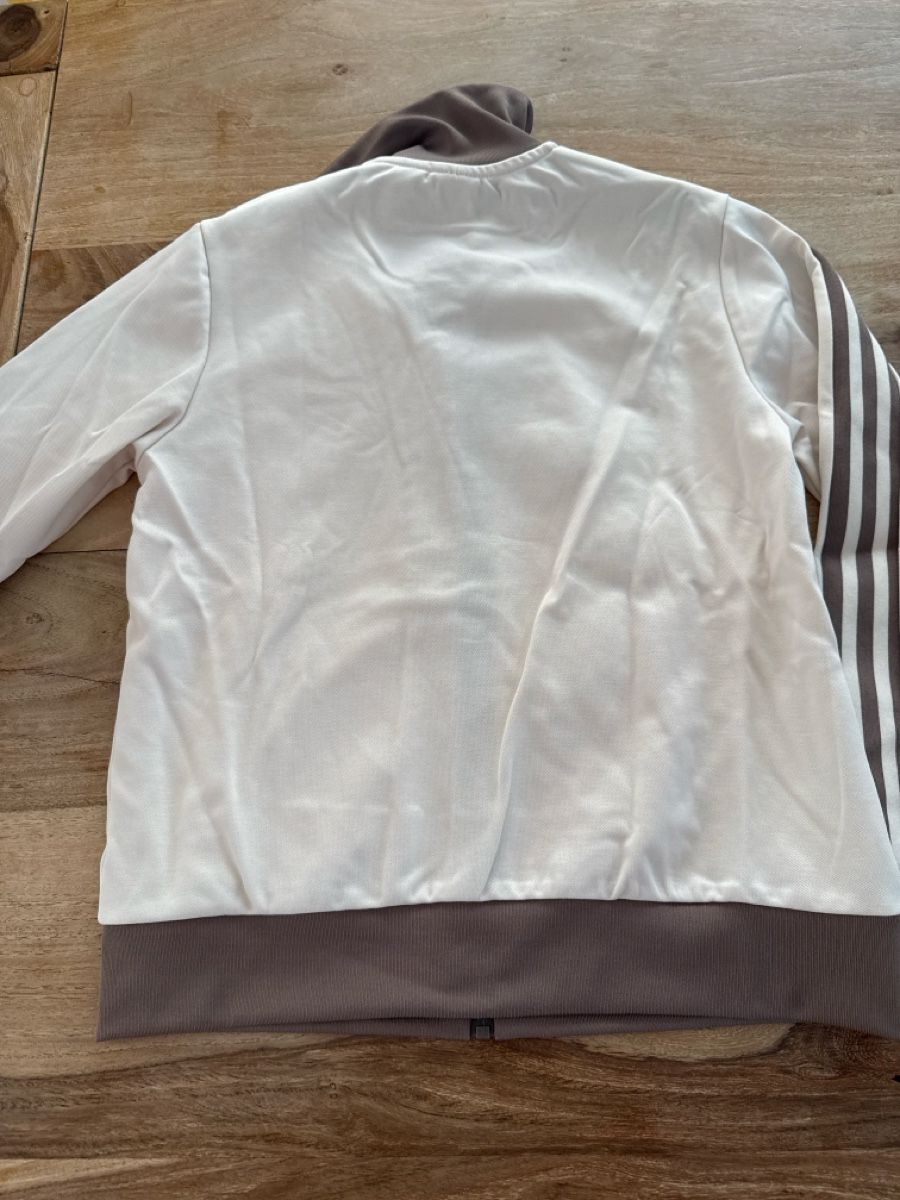 Adidas Giacche: Adidas Jacke – Nuovo (secondo la descrizione) da Gibswil venduto da spongii 3