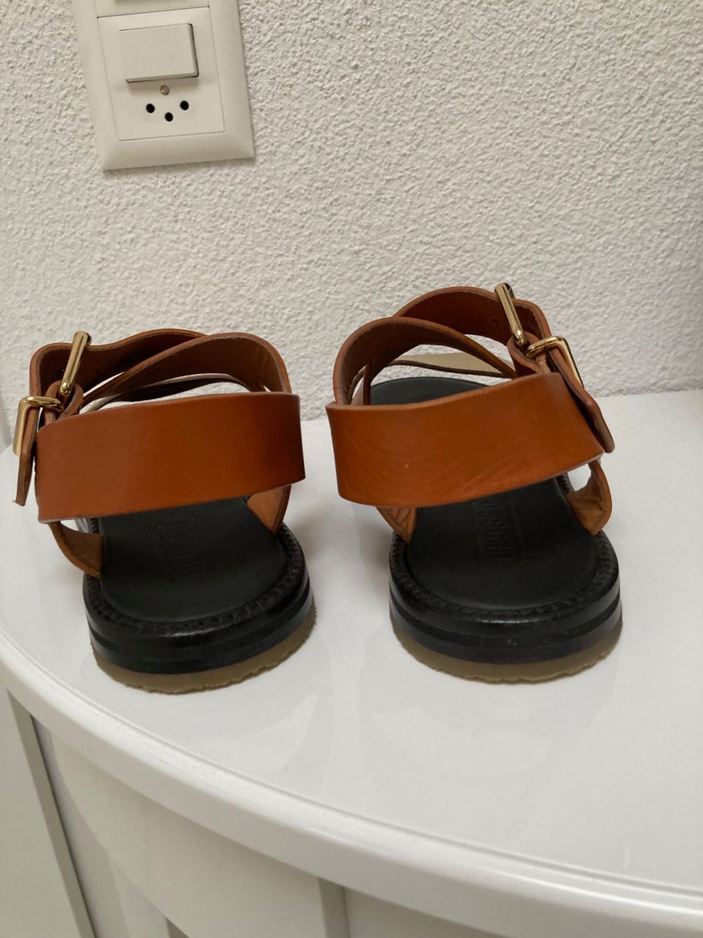 Damenschuhe: Schuhe Sandalen Gr. 39 gold/cognac, Closed – Gebraucht aus Glattpark (Opfikon) von Pangie 2