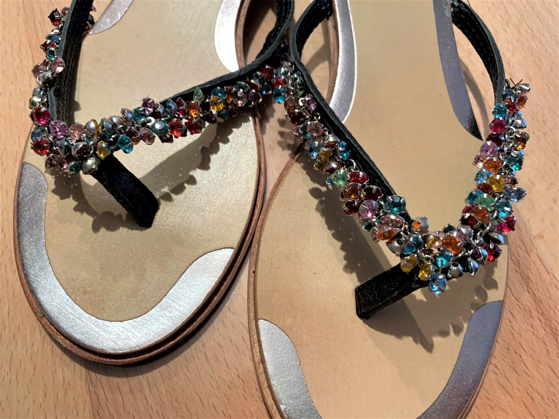 Scarpe da donna: Flip Flops mit Schmucksteinen Gr. 39 – Nuovo e nell'imballaggio originale da Wetzikon ZH venduto da EvisStore 2