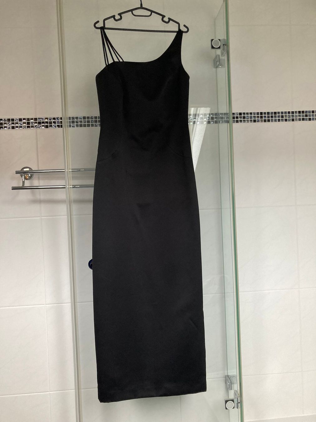 Kleider: Abendkleid schwarz lang Grösse 38 – Gebraucht aus Büsingen von aue_2mh6 1