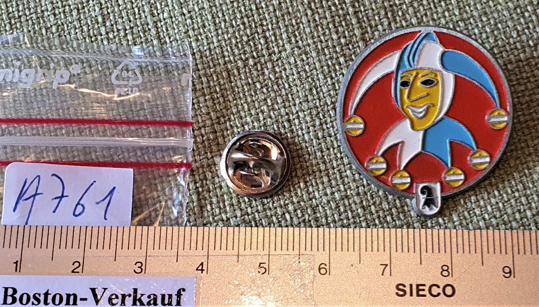 Placchette & Badge: H761  Pin 600 Joor Glai & Groossbasel 92 – Usato da Reinach BL venduto da Boston-Verkauf 2