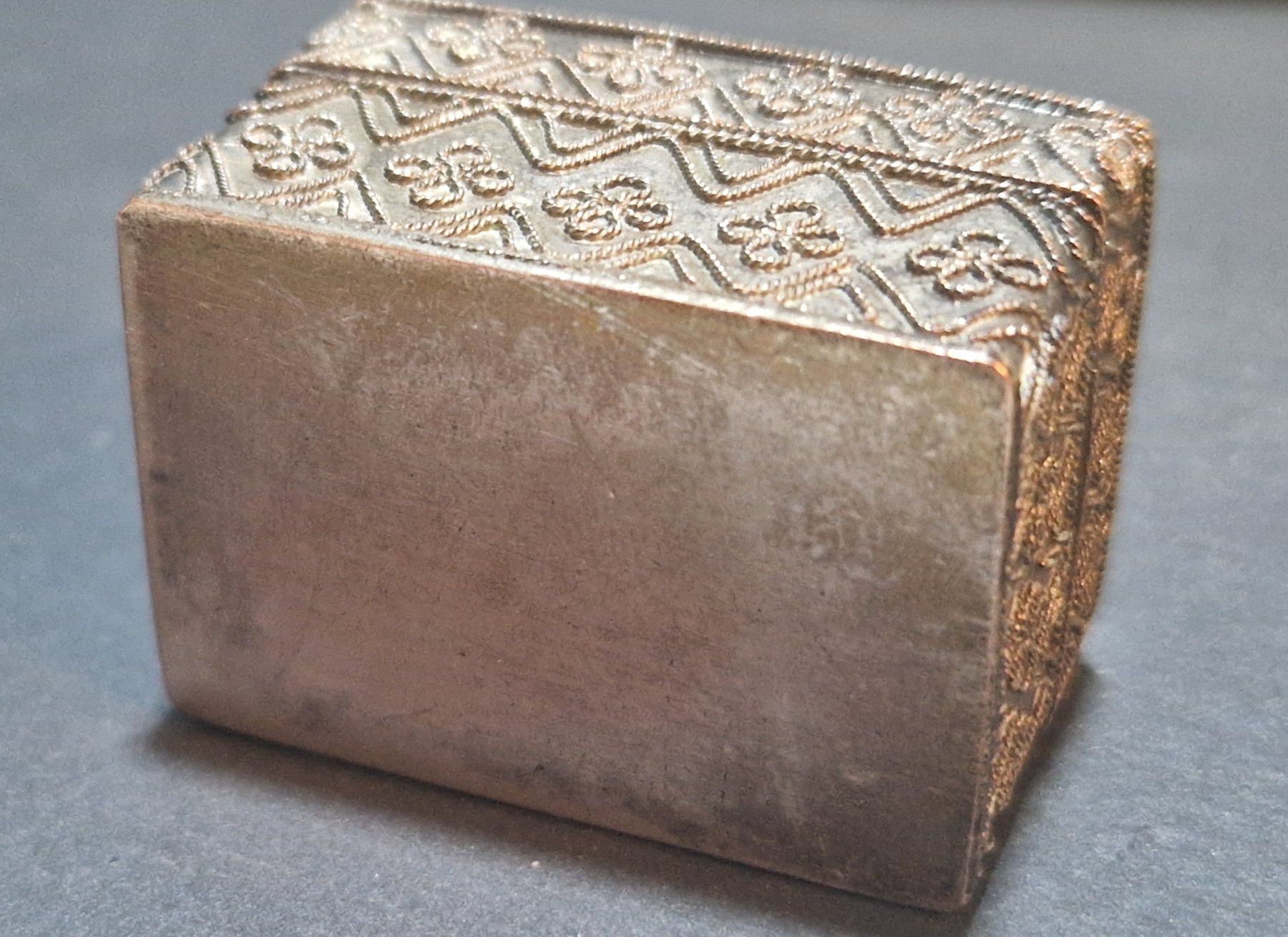 Dosen: Antike chinesische Miniatur-Dose – Gebraucht aus Winterthur von Sadega 6