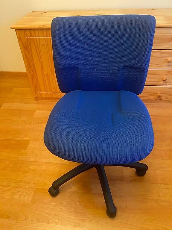 Chaises: Bürostuhl – D'occasion à Rothenburg par Culebralinda