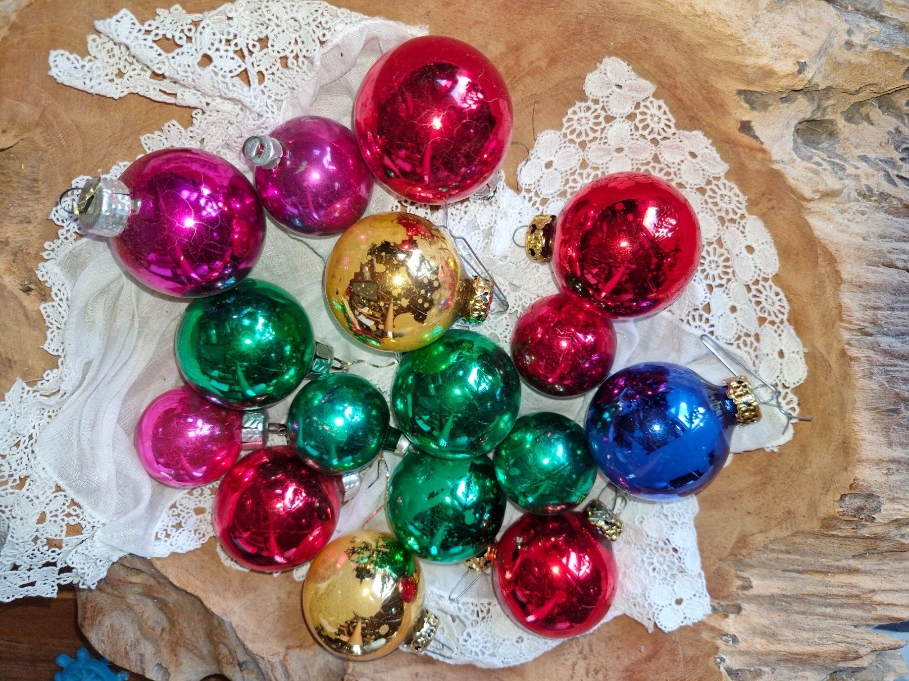 Alle Dekorationen: alter Christbaumschmuck – Gebraucht aus Guarda von rue_bpd7 2