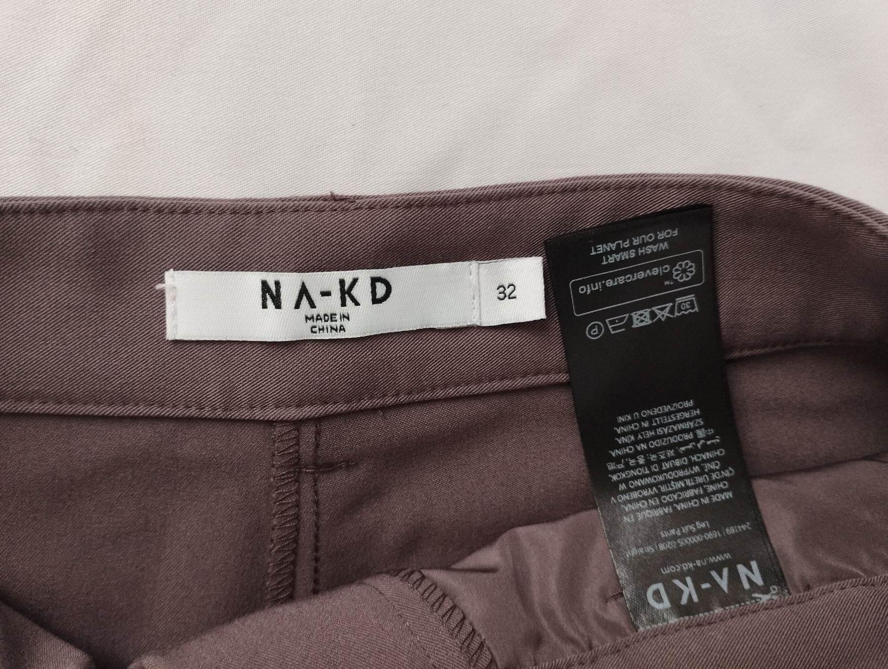 Na-kd Hosen: NAKD Stoffhose Gr. 32 – Gebraucht aus Schübelbach von Restwert_Schubelbach 2