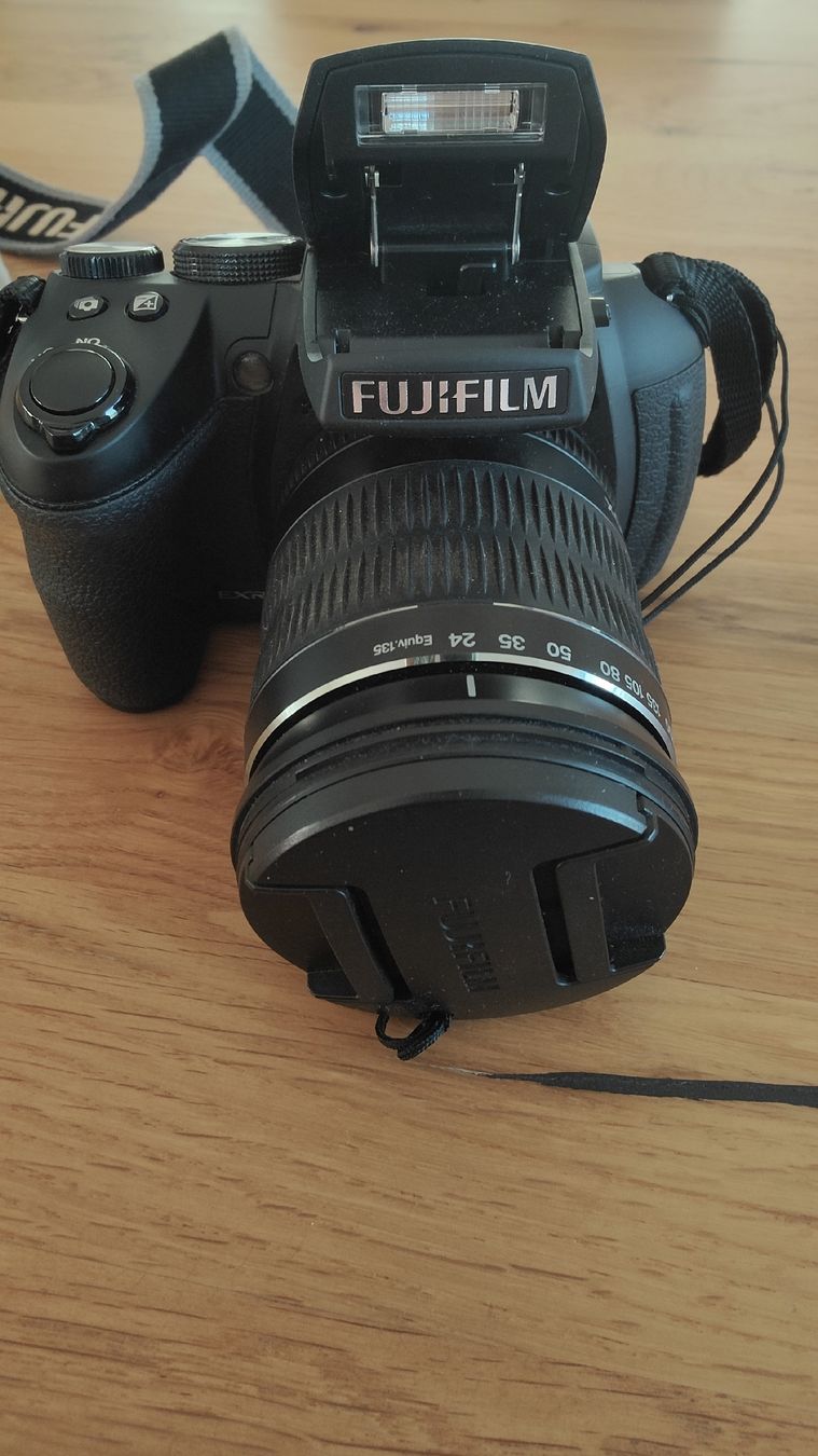 Fujifilm Fotocamera: Fujifilm FinePix HS30EXR – Usato da Liestal venduto da Maski11 3