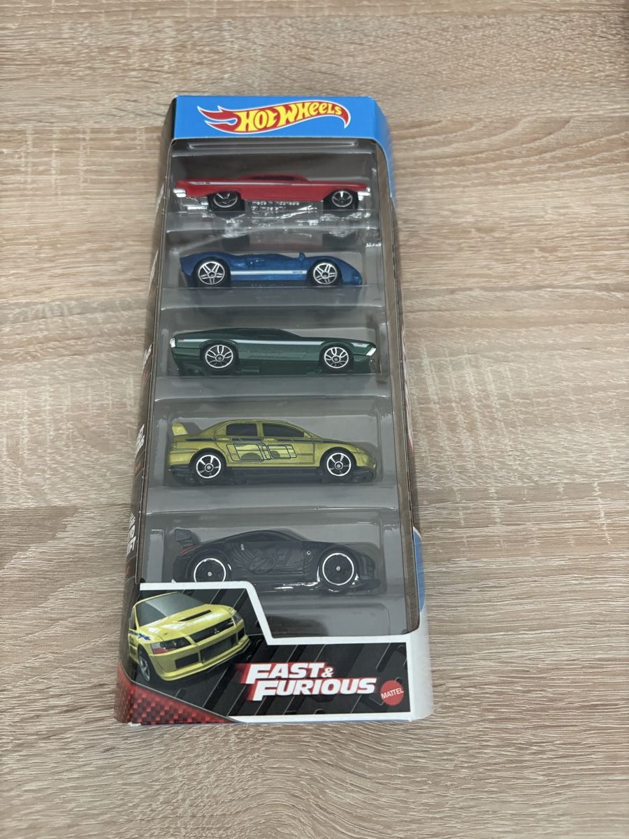 Hot Wheels Modellini d'auto: Hot Wheels Set Fast & Furious 5 Autos – Nuovo e nell'imballaggio originale da Worb venduto da Theubet02