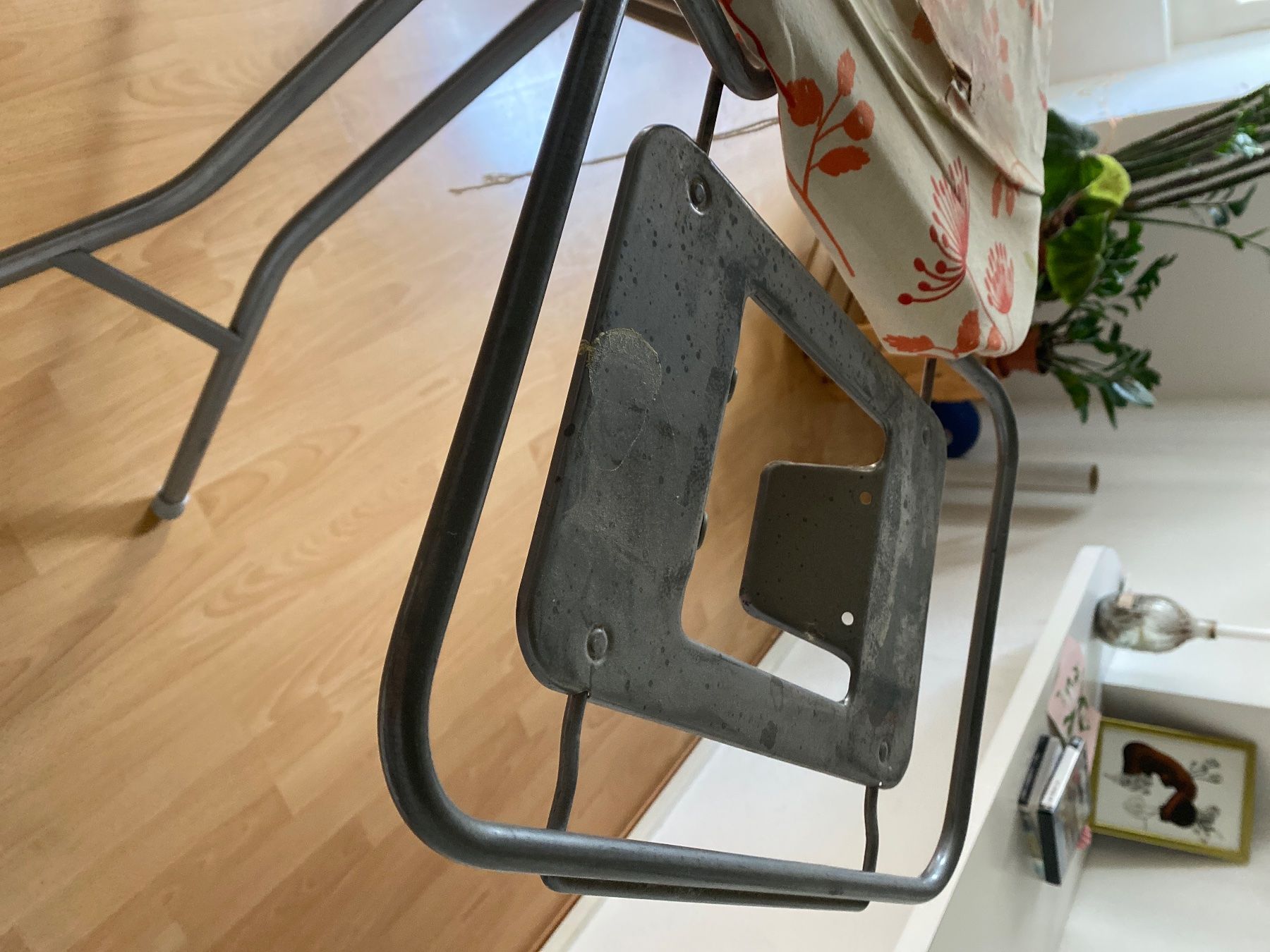 Bügelbretter: Planche à repasser – Gebraucht aus La Neuveville von e_perriard 2