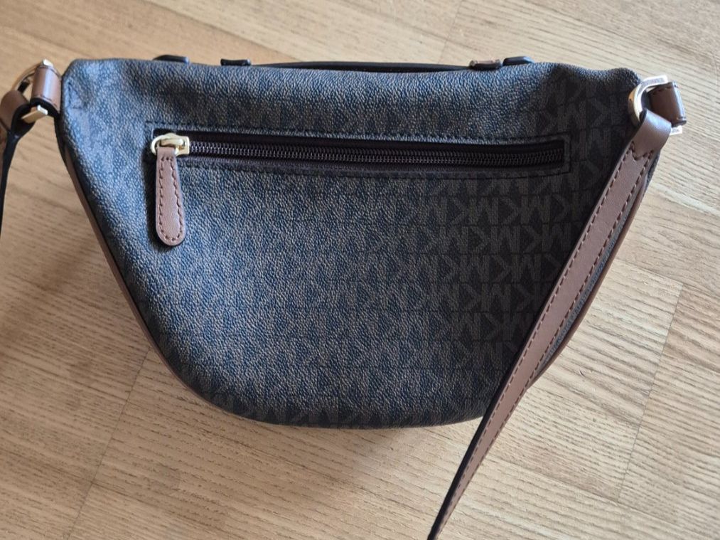Michael Kors Borse da donna: Michael Kors Bauch Schulter Tasche – Usato da Eichberg venduto da Land-Ei 3
