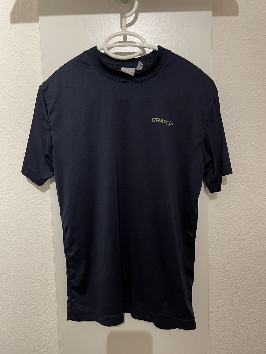 Craft T-shirt: Sportshirt craft – Usato da Jona venduto da Nanuksiglu
