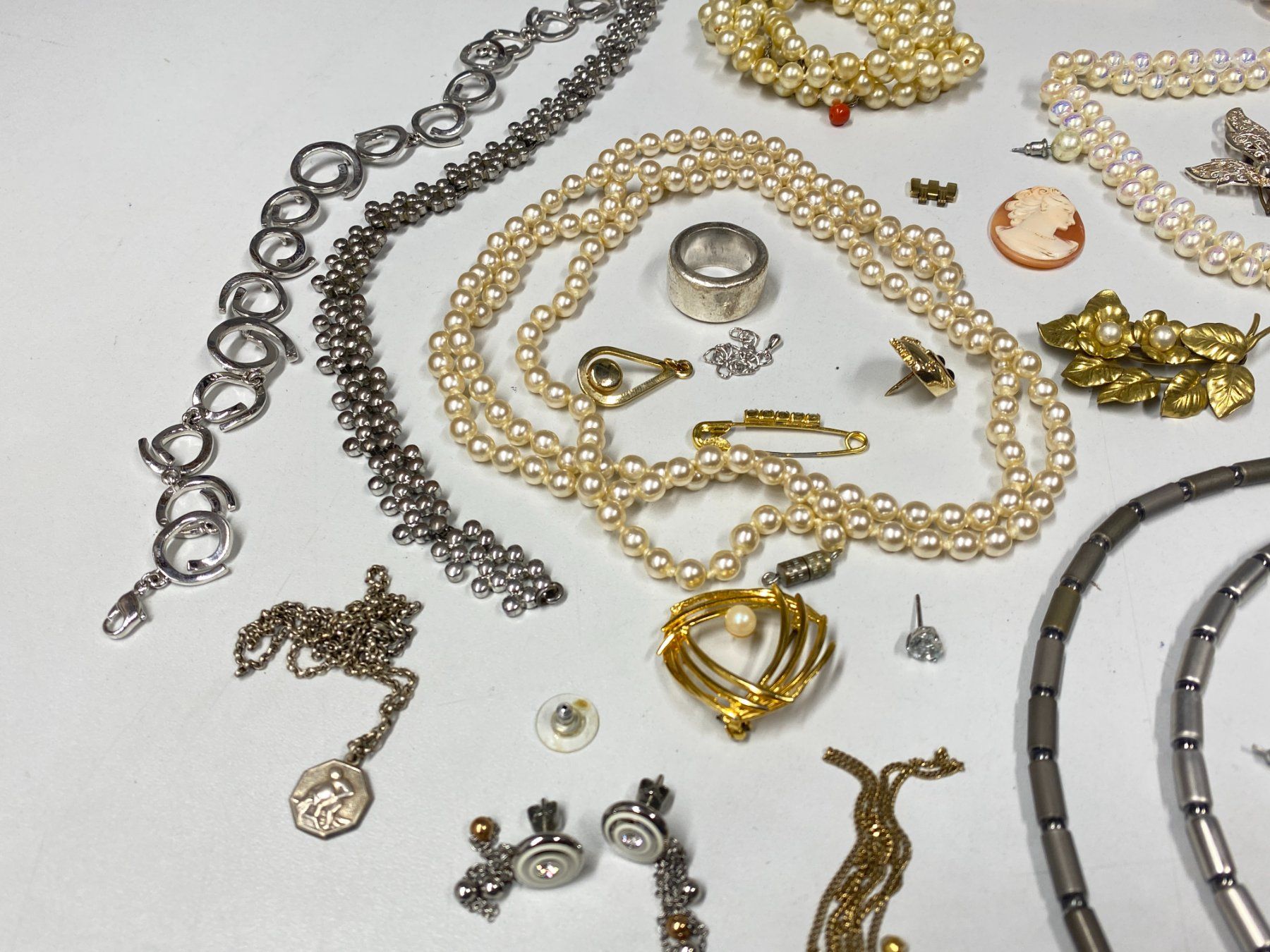 Sonstiger Schmuck: LOT Modeschmuck //i885 – Gebraucht aus Bern von JMsoehne1987 2