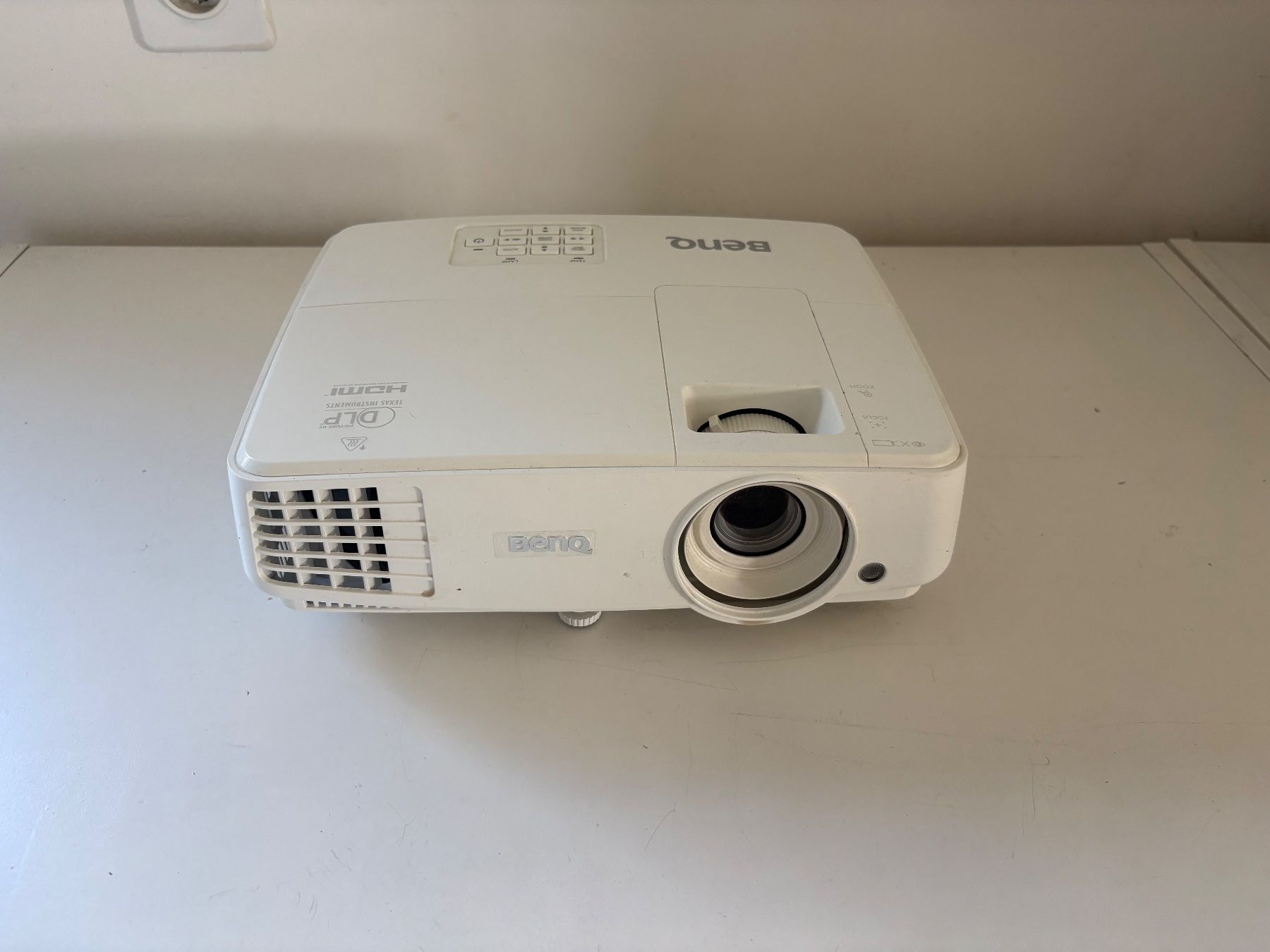 BenQ Proiettori: Beamer Projektor BenQ TW529 DLP HDMI 3D Heimkino – Usato da Birmensdorf ZH venduto da CCBlum 4