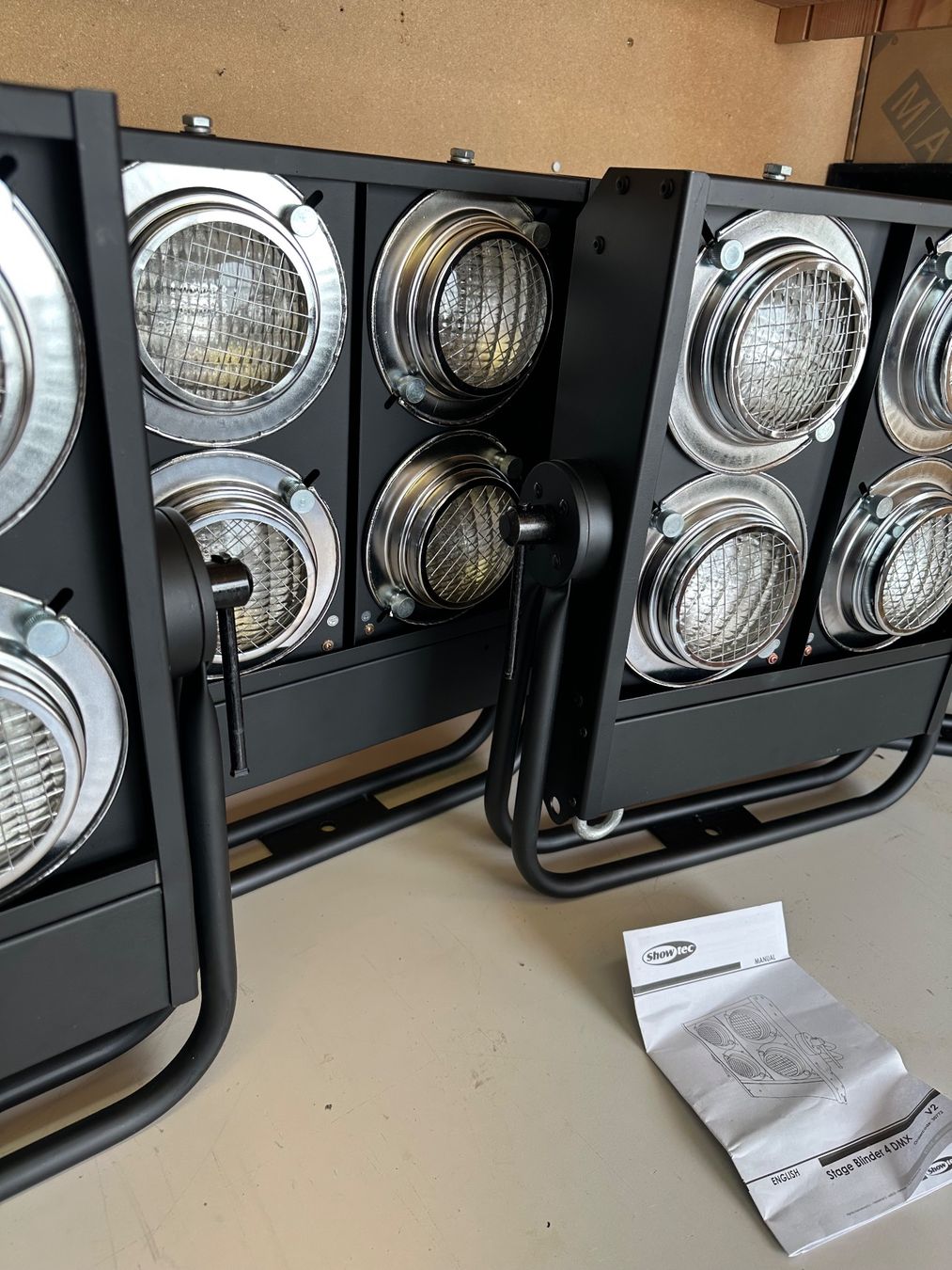 Showtec Lampen: Showtec Stage Blinder 4 DMX – Gebraucht aus heiligenschwendi von Line-out 2